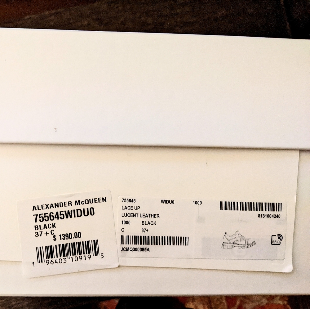 Alexander McQueen 37.5 Lucent black leather cutout lug sole shoes Edgy NWT Box - Picture 16 of 16
